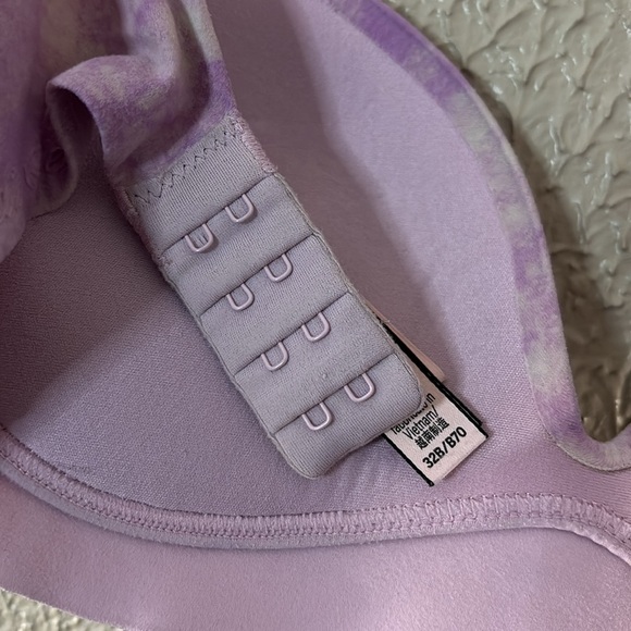 Women’s Victoria Secret Purple Tie Dye Wireless Padded Push Up Bra, 32B - Picture 5 of 6